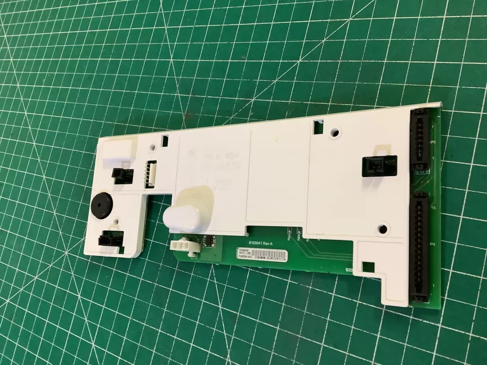 Kenmore 2304142 Refrigerator Control Board Dispenser AZ204180 | NR334