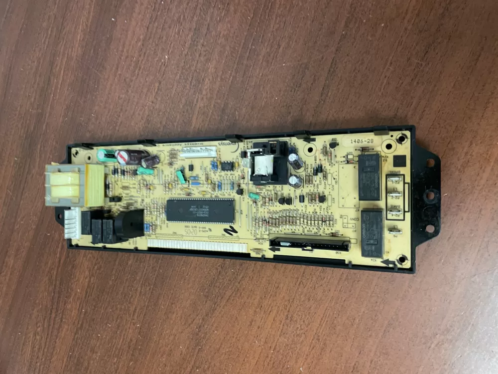Whirlpool 100-01406-28 Range Control Board