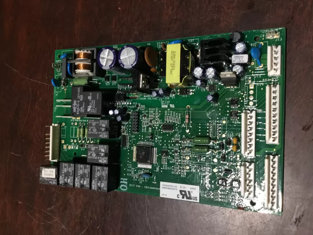 GE  Hotpoint 200D4850G013 EBX1069P005 Refrigerator Control Board