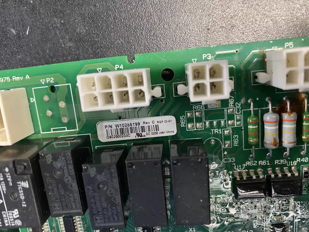 Whirlpool Maytag W10285199 Refrigerator Control Board AZ11775 | BK637