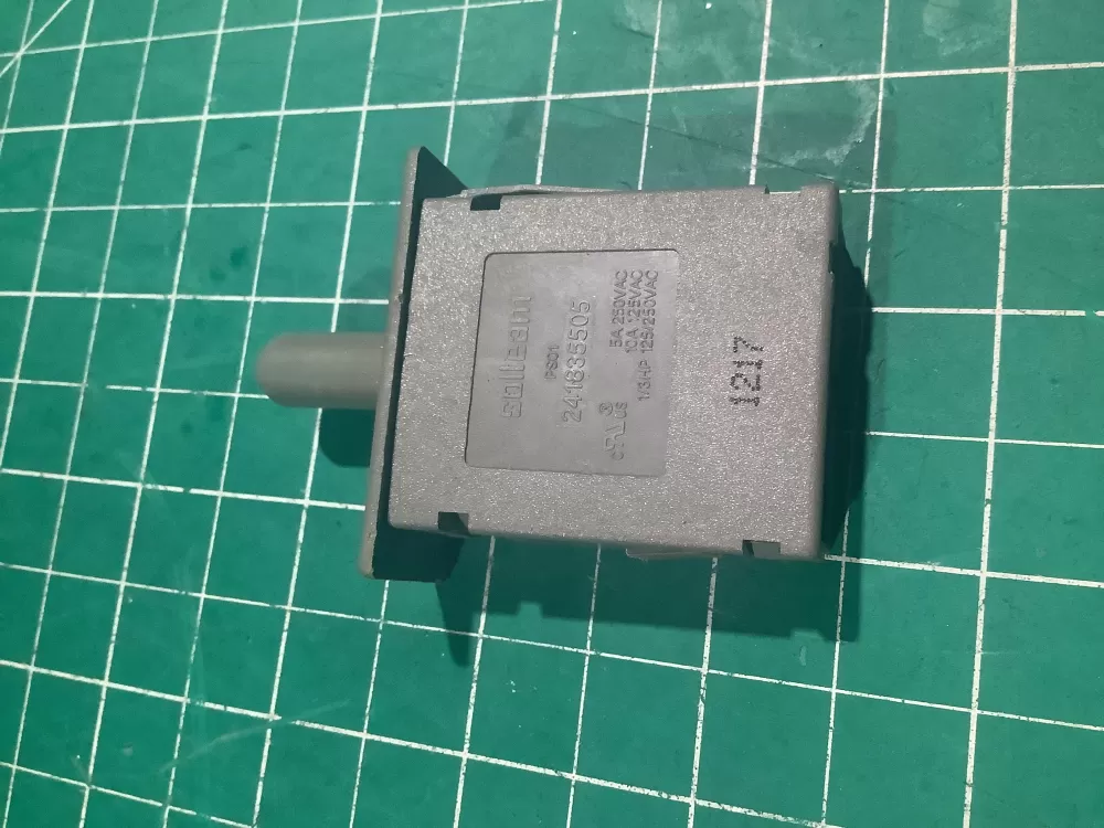 Frigidaire  Electrolux 241835505  241835503  241835504  7241835501  7241835502  7241835503 Refrigerator Door Light Switch