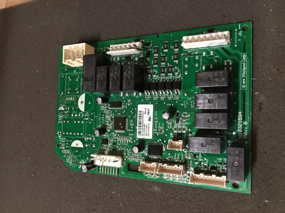 Whirlpool Maytag KitchenAid Jenn-Air AP6329003 W10467104 W10614933 W10886280 WPW10614933 W11035835 PS12346620 Refrigerator Control Board