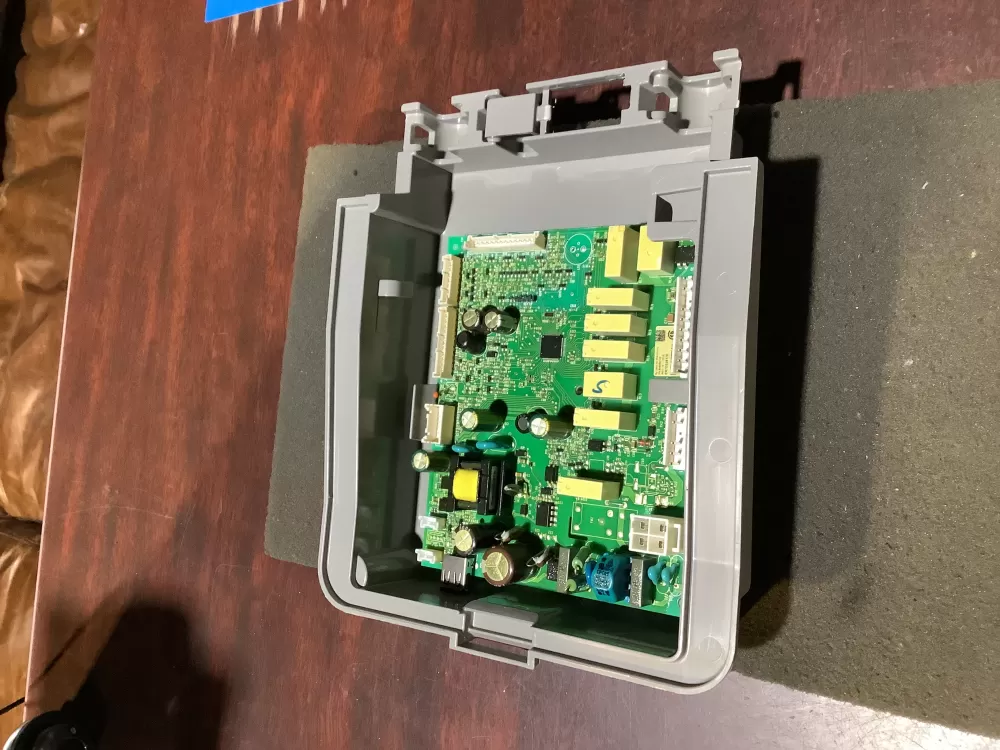 Frigidaire 5304522756 808069103 Refrigerator Control Board AZ127508 | NRV731