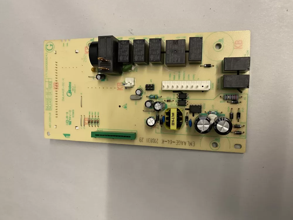 GE MD12001LB EMLAAGE-04-K 17170000008243 Microwave Control #