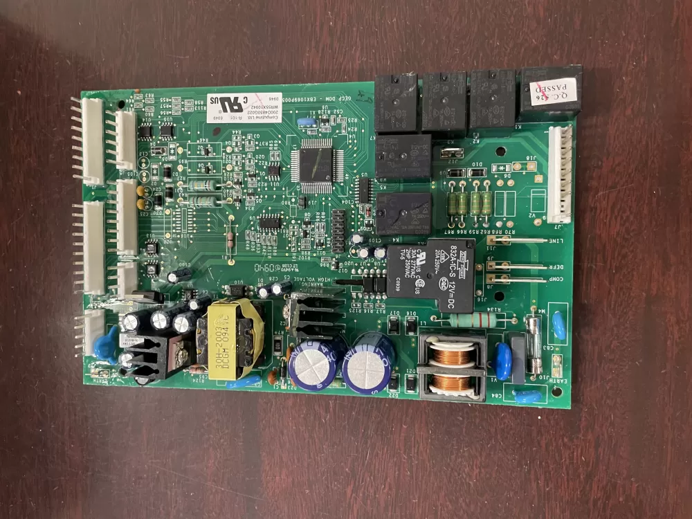 GE 200D2260G008 PD00074367 AP7188100 Refrigerator Control Board AZ61919 | KM1951