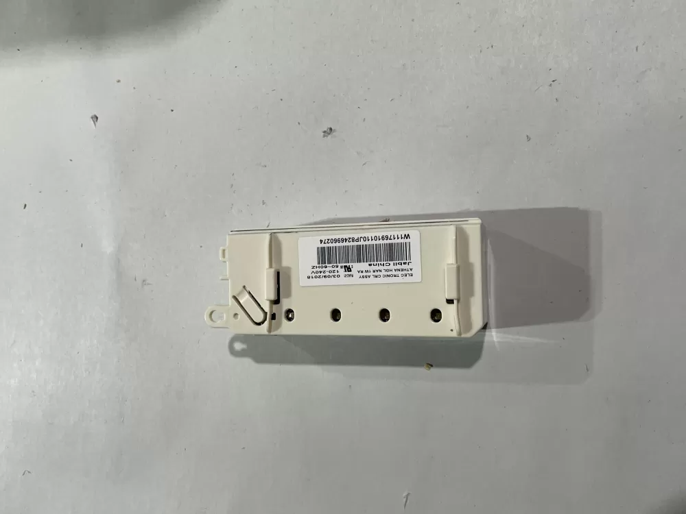 Whirlpool W11176910 Refrigerator Control Board AZ169813 | Wm608