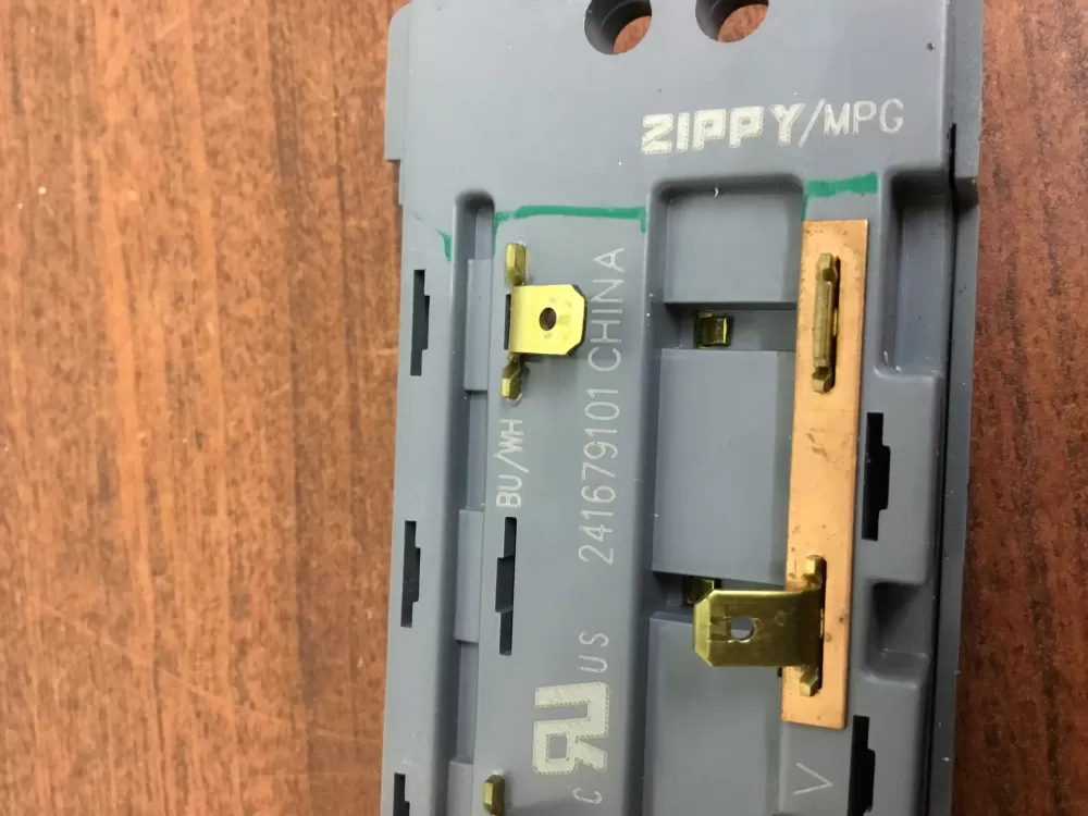 Frigidaire Kenmore Westinghouse Refrigerator Dispenser Switch AZ34365 | NR1699