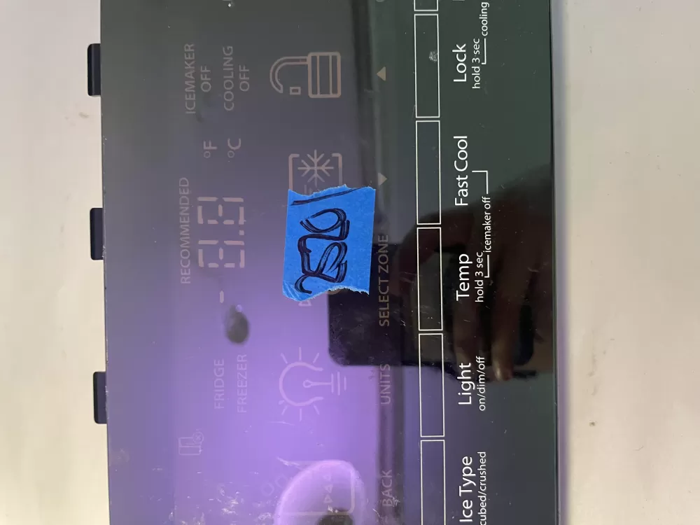 Whirlpool Amana W11106026 Refrigerator Control Board Interface AZ196206 | KM2520