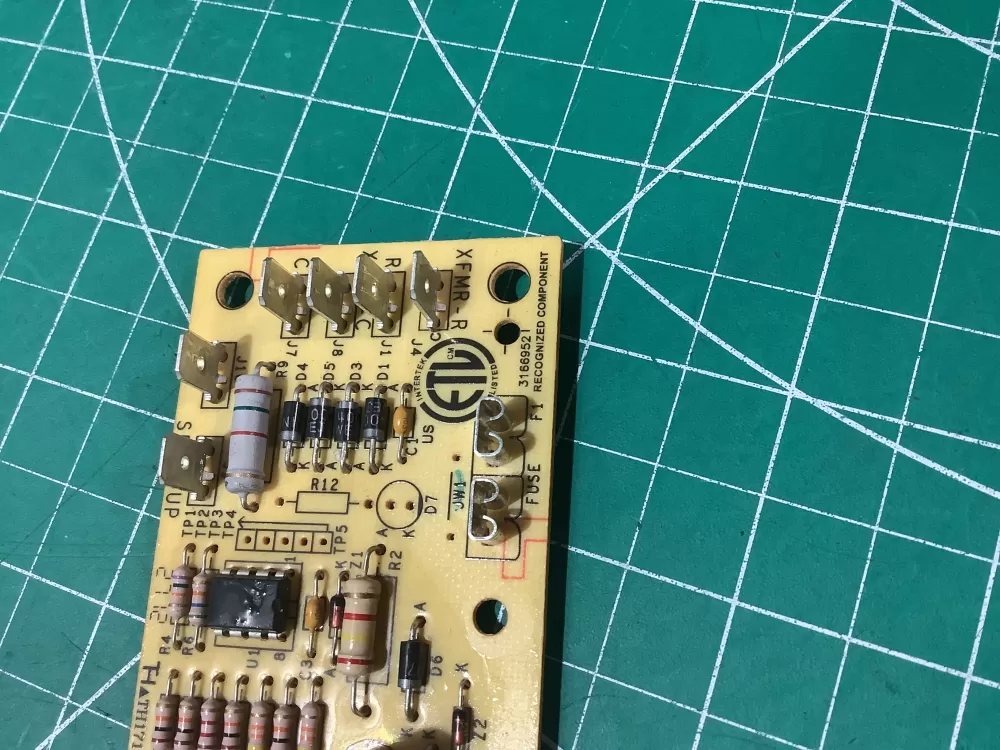 Goodman Amana PCBFM131 Furnace Control Board 31669521 AZ190504 | AR1772