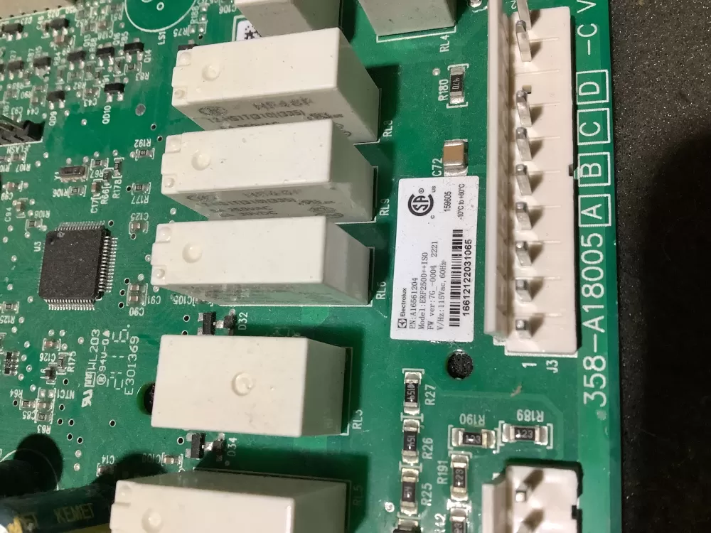 Frigidaire A16561204 Refrigerator Board AZ126599 | NR2292