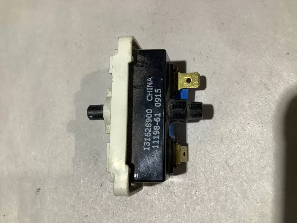 Frigidaire 131628900 Dryer Start Switch AZ106359 | Sl10