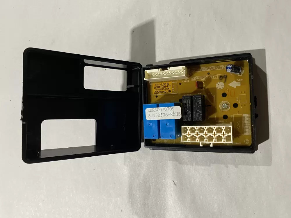 Kenmore  LG EBR60070709 Refrigerator Control Board