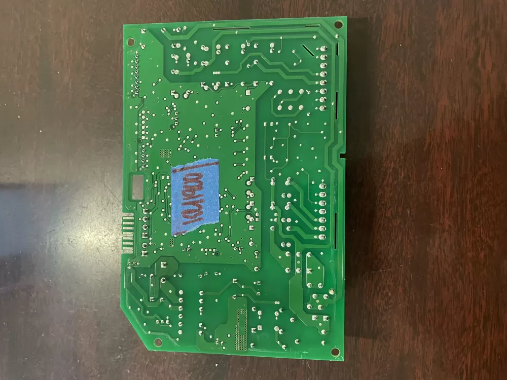 Whirlpool Maytag Amana W10438707 Refrigerator Control Board AZ52184 | KM1900
