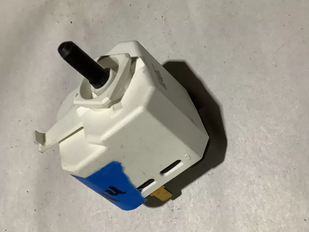 Maytag Crosley Kitchen Aid WP3398094 Dryer Start Switch AZ131573 | Sl244