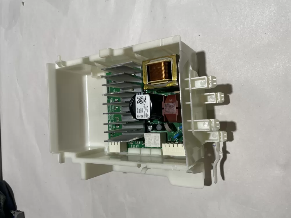 Bosch 8001013369 Washer Motor Control Board AZ141707 | Wmv553