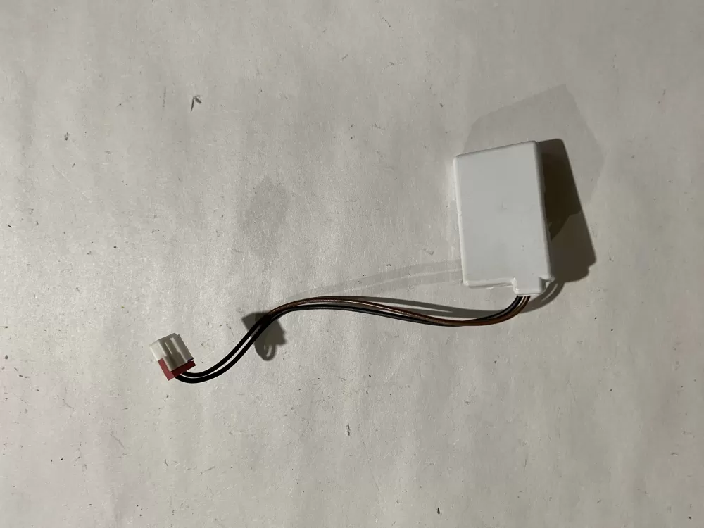 Samsung DA61 05687A Refrigerator Control Board AZ195557 | BK88