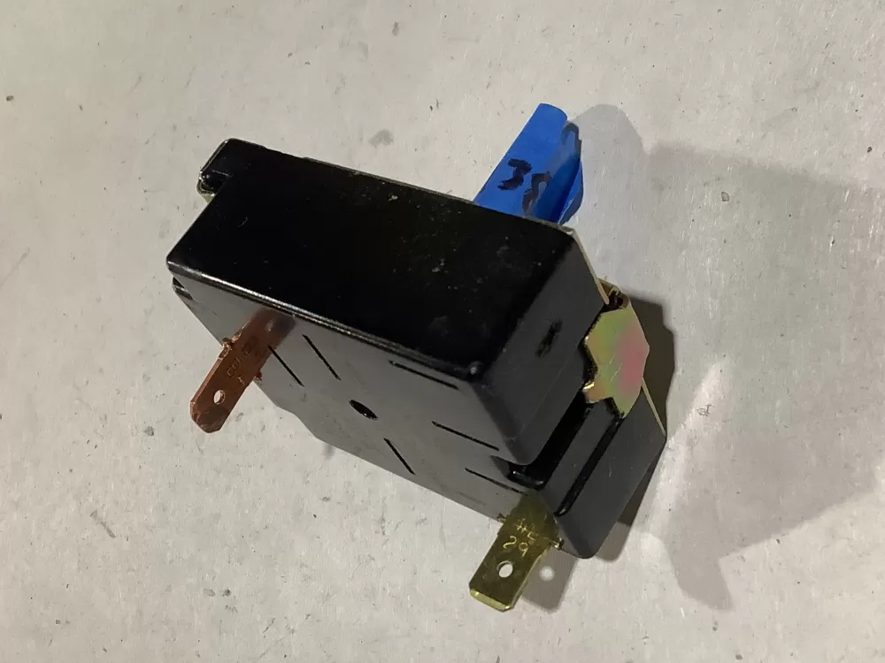 GE ASR2373-103T  175D2315P009 WE4X881 Dryer Control Board Switch