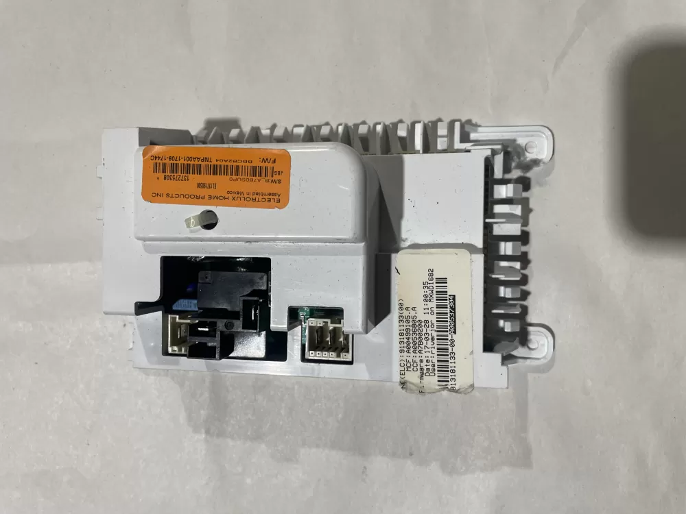 Frigidaire  137275301  A00537304  4246210  PS11703854  5304500454  AP5971628 Washer Control Board