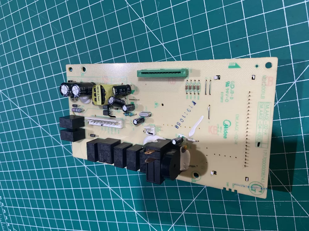 GE MD12001LB Microwave Control Board  AZ142673 | NR2400