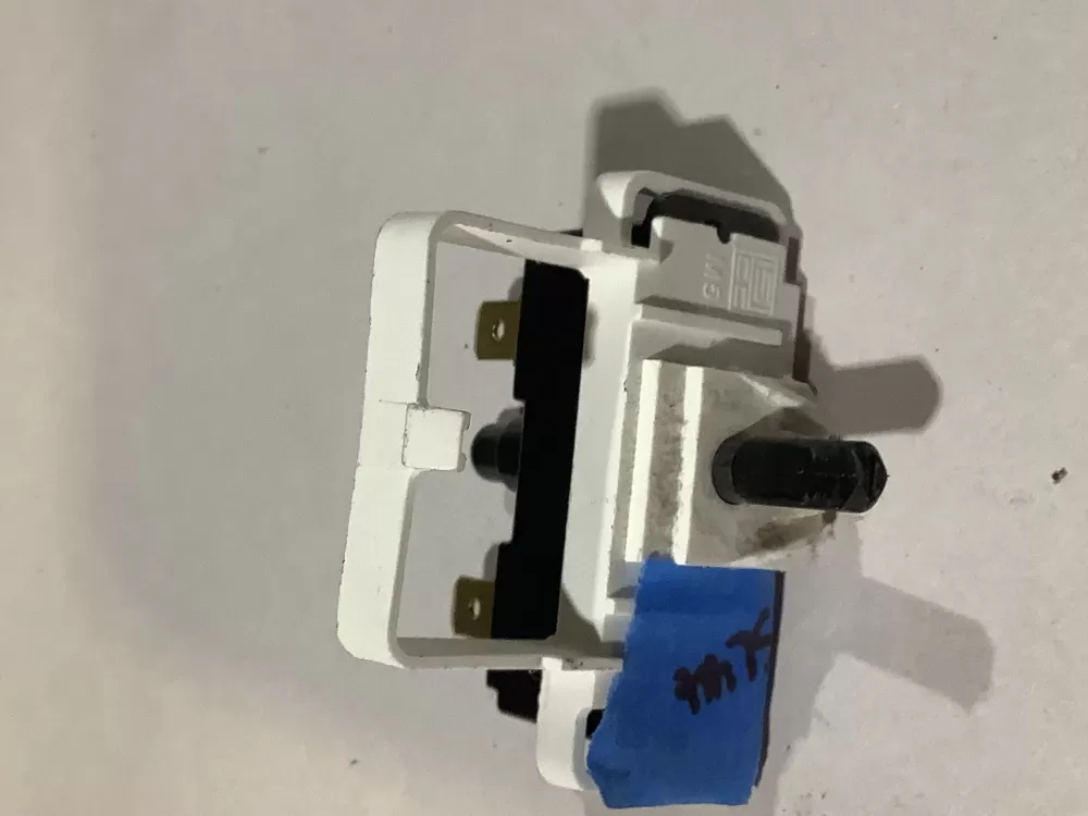 Whirlpool WP3977456 PS11742178 Dryer Start Switch AZ104156 | Sl44