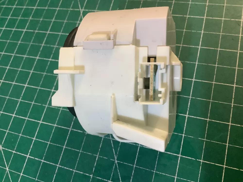Bosch IEC60335 Dishwasher Drain Pump AZ195650 | SL256