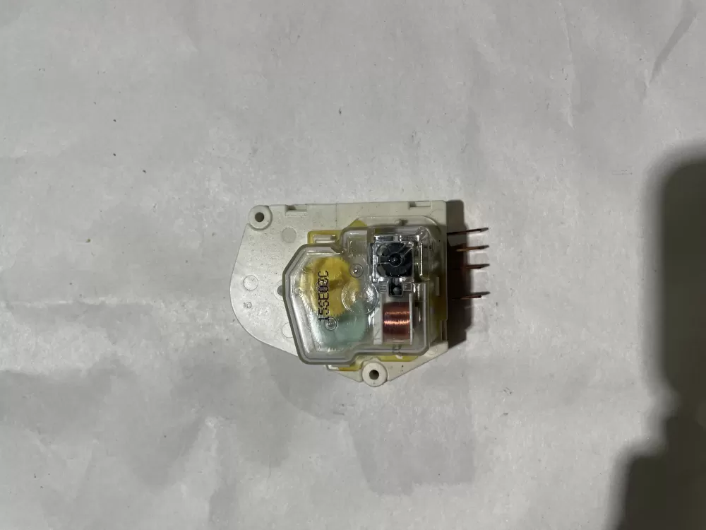 Frigidaire  Kenmore AP2111929 12762 215846602 00624728 00626234 00628510 00628518 0628510 08000559 08006054 08006992 08016919 08950148 215267800 215846605 215846606 240371001 241621501 3001671 3001701 3015909 3203657 4013391050 5300187484 5300628518 5301090474 5303203657 5303211155 5303211680 5303270622 5303275811 5303321133 5303321915 5304457327 5308006054 5308006992 624728 626234 628510 628518 8000559 8006054 8016919 8950148 C000062797 C62797 D007004112 DG187005 F000111695 G000187484 G172706 G174820 G186580 G187005 G187484 M1090167 M1090474 N8000559 R000900241 R000900764 R900241 PS423801 Refrigerator Defrost Timer
