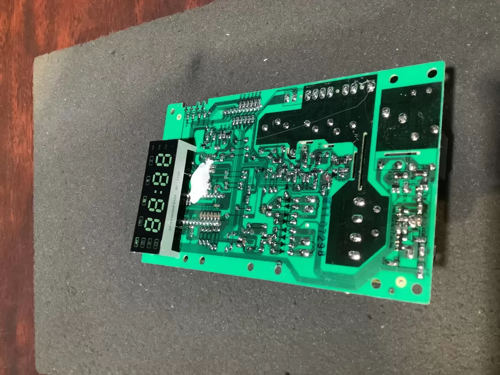Emerson E230073 Microwave Control Board AZ126865 | NR2294