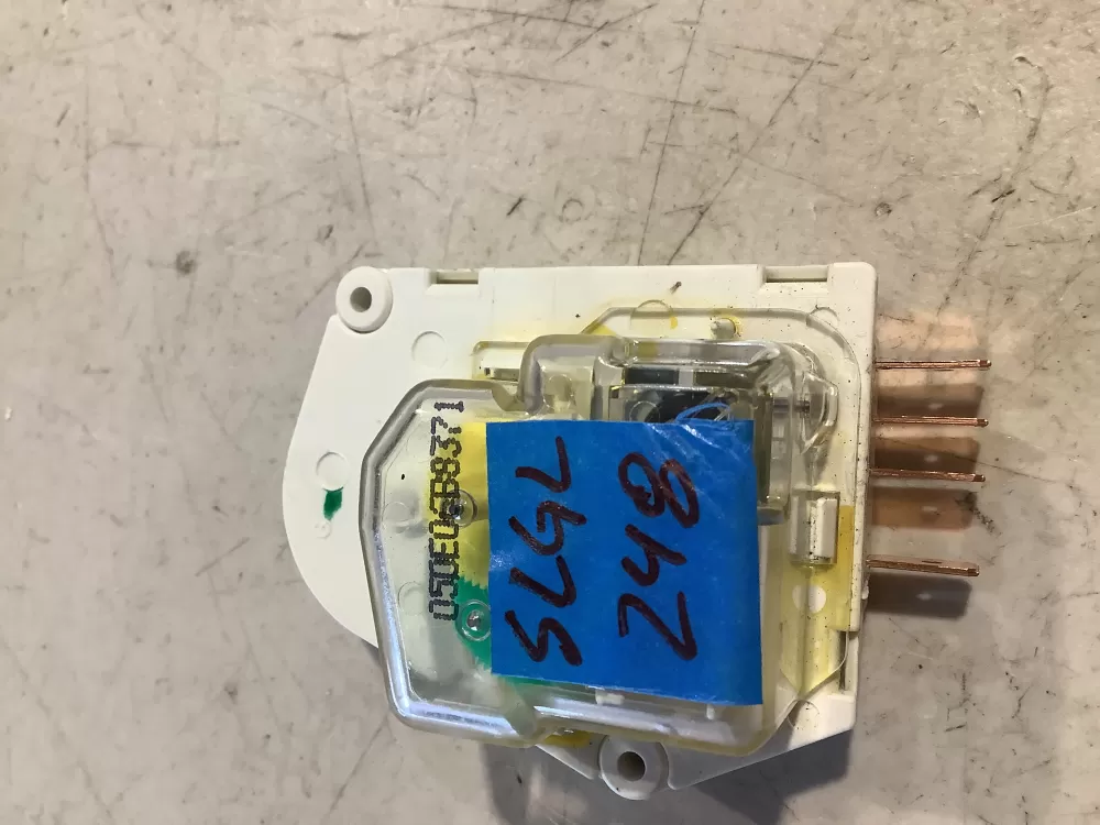 Whirlpool Kenmore W10822278 Refrigerator Defrost Timer AZ157370 | SL248