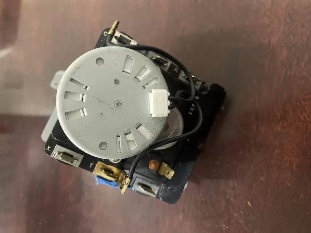 GE 572D520P021 WE4M271 Dryer Timer AZ44960 | KM671