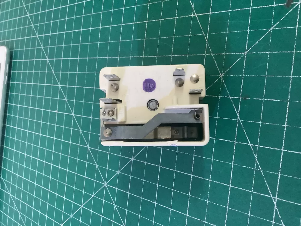 Whirlpool WP9750641 Range Switch AZ199234 | SL160