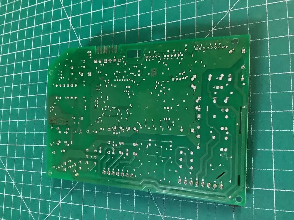 Whirlpool Maytag W10547719 Refrigerator Control Board AZ218850 | NR1954
