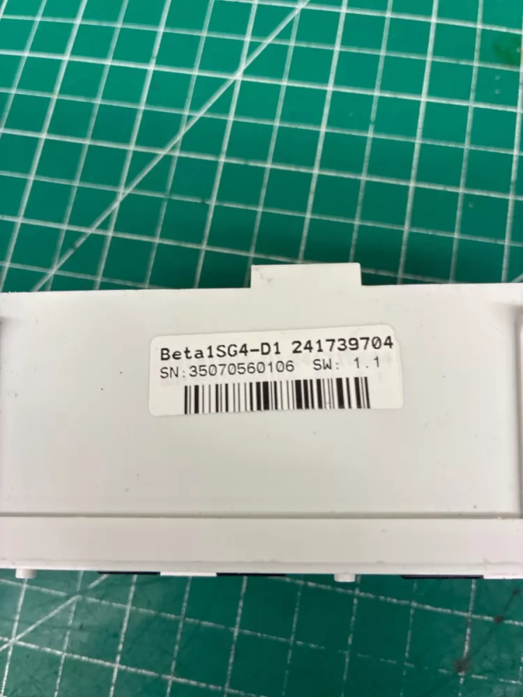 241739704 Frigidaire Refrigerator Board - Control