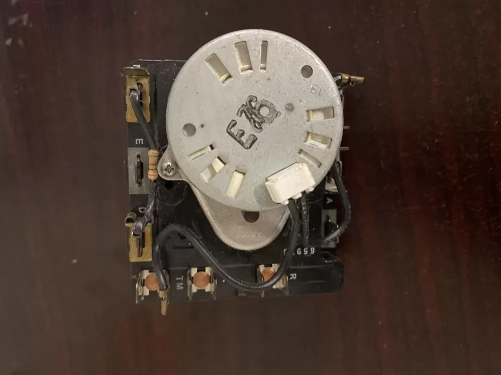 GE Frigidaire 131062300 a3 2 1 Dryer Pre owned Timer AZ32600 | BK1680