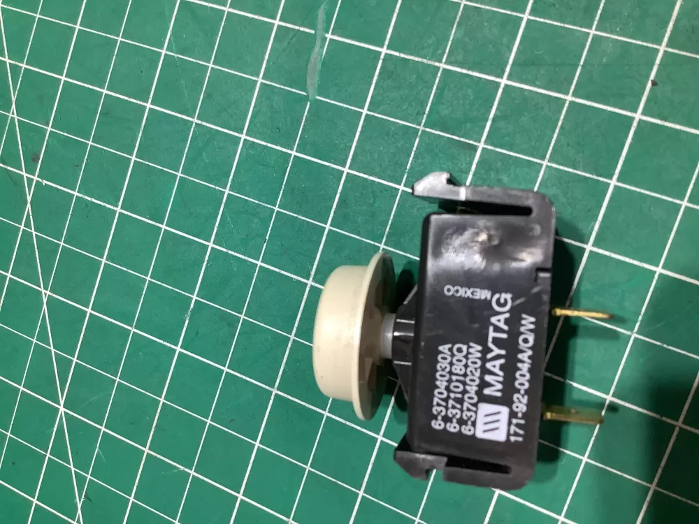 Maytag 33001861 Dryer 3300181 Start Switch AZ157165 | SL143
