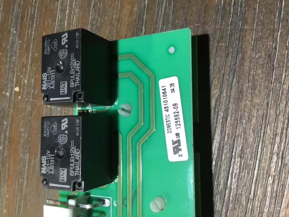 Maytag Whirlpool 451010641 125592 09 Refrigerator Control Board AZ53169 | NR1845