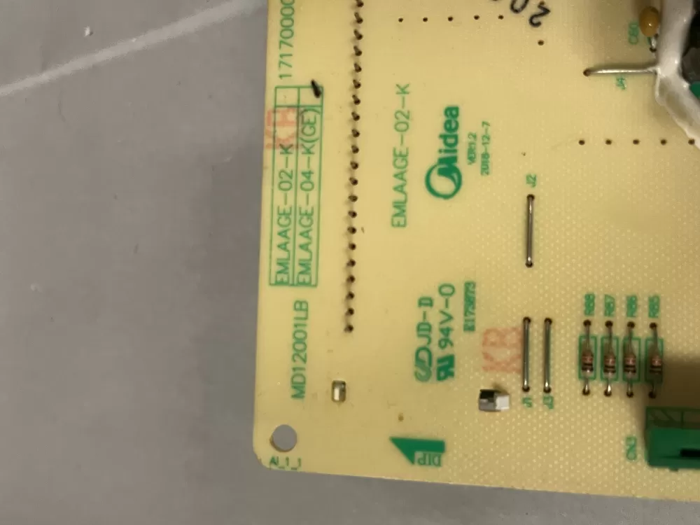 GE MD12001LB EMLAAGE-04-K 17170000008243 Microwave Control # AZ219763 | Wm1810