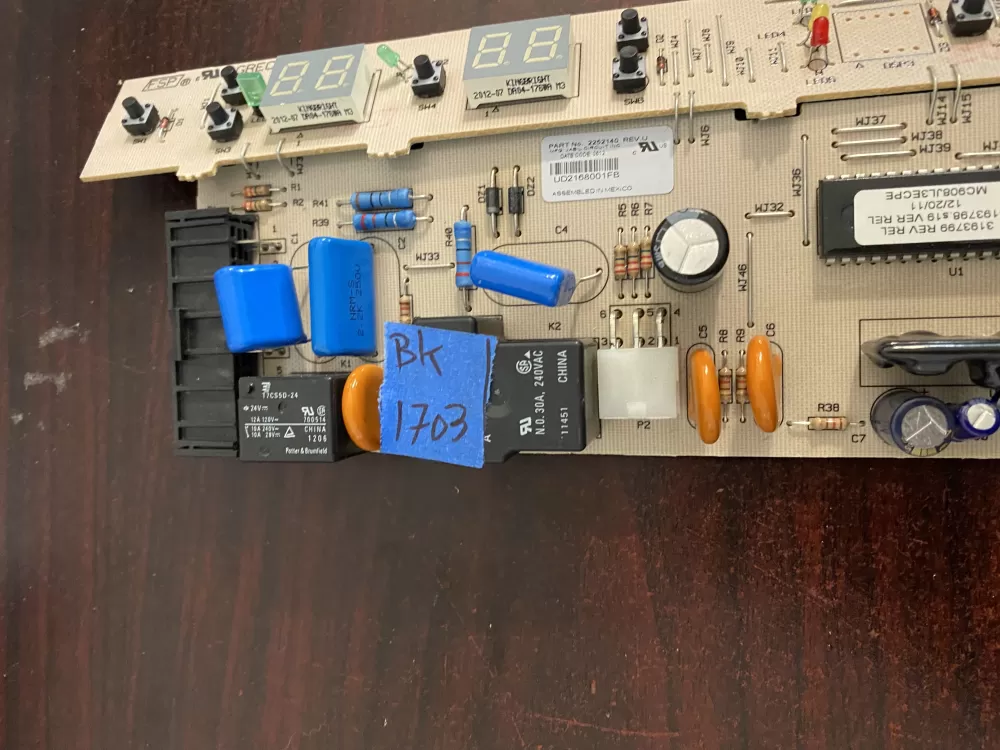 Whirlpool KitchenAid 2220512 8201658 Refrigerator Control Board AZ34405 | BK1703