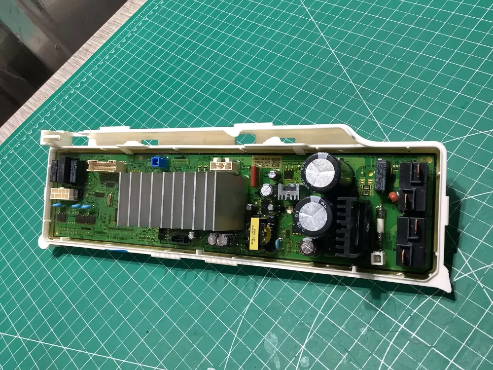 Samsung DC92-02379A Washer Control Board Main Assembly AZ186895 | AV16