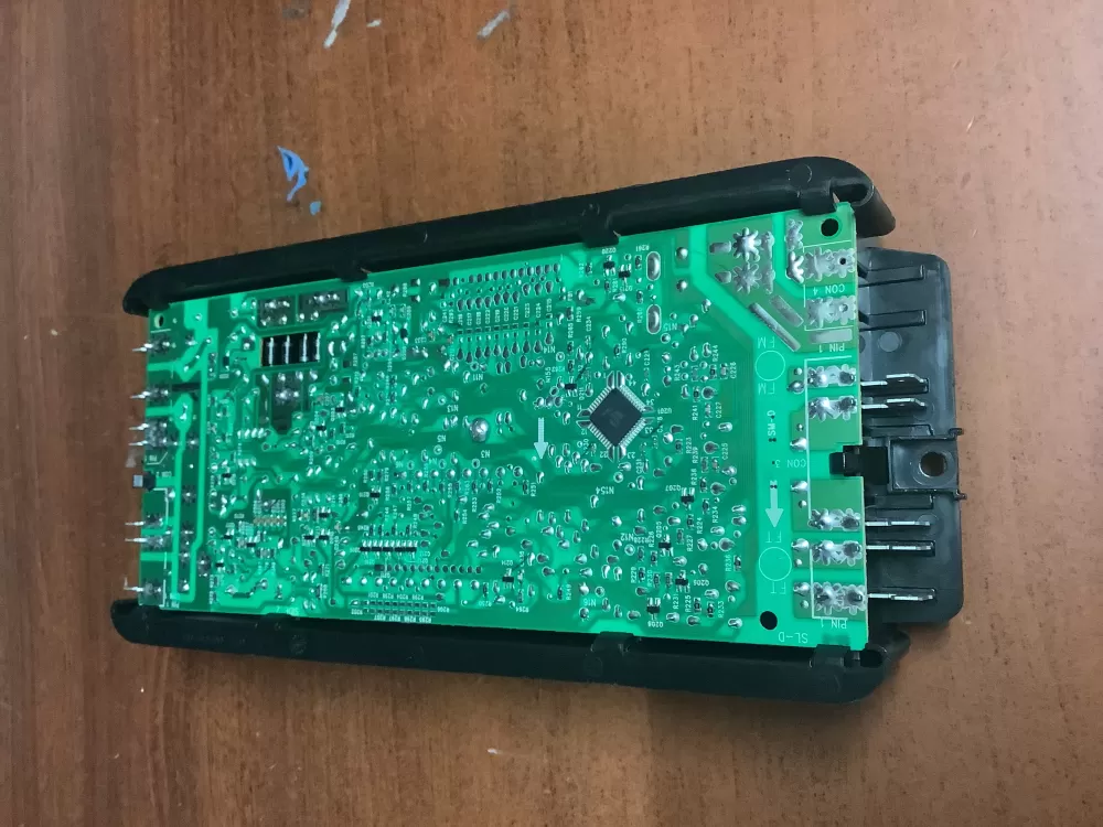 Whirlpool 100-01556-15 Oven Control Board Invensys