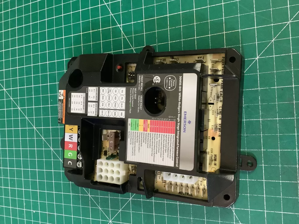 Goodman 843 Furnace Control Board White Rodgers AZ194744 | NR590