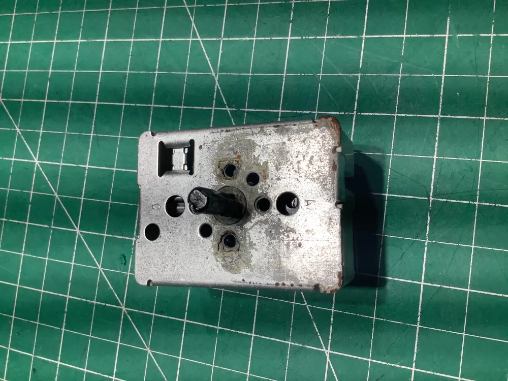 GE Hotpoint Wb24t10029 Range Switch Infinite AZ144893 | SL272