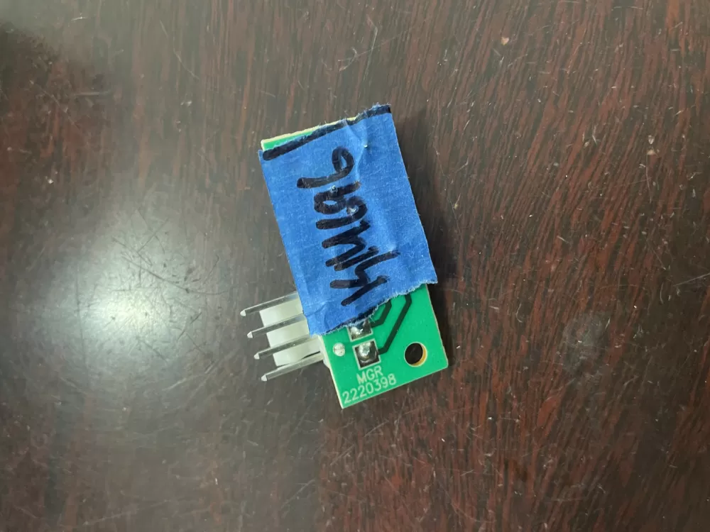   Thermador 3193683A Refrigerator Control Board AZ48058 | KM696