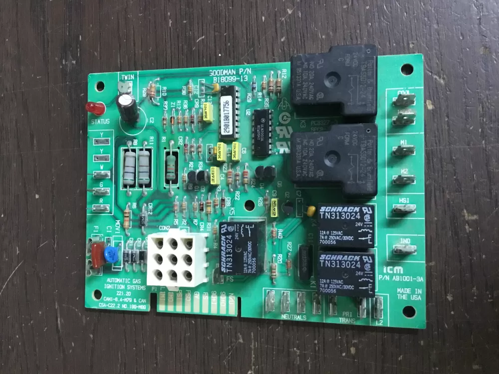 Frigidaire AP4926681 316460101 318099113 5304480915 PS3491265 B18099-13 Furnace Control Board