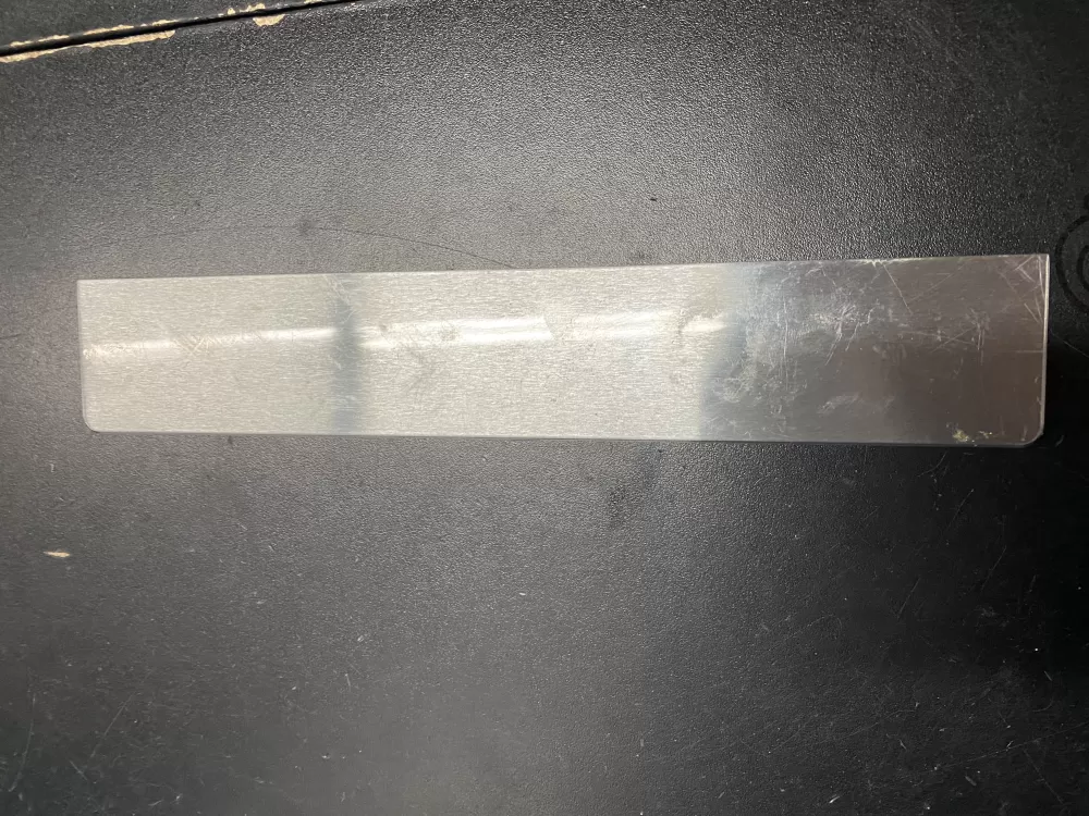  17131000015144 Refrigerator Control Board Insignia