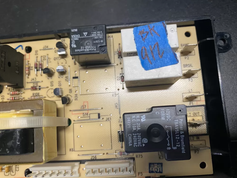 Frigidaire 316418200 316557100 316557115 Range Control Board AZ16668 | BK912