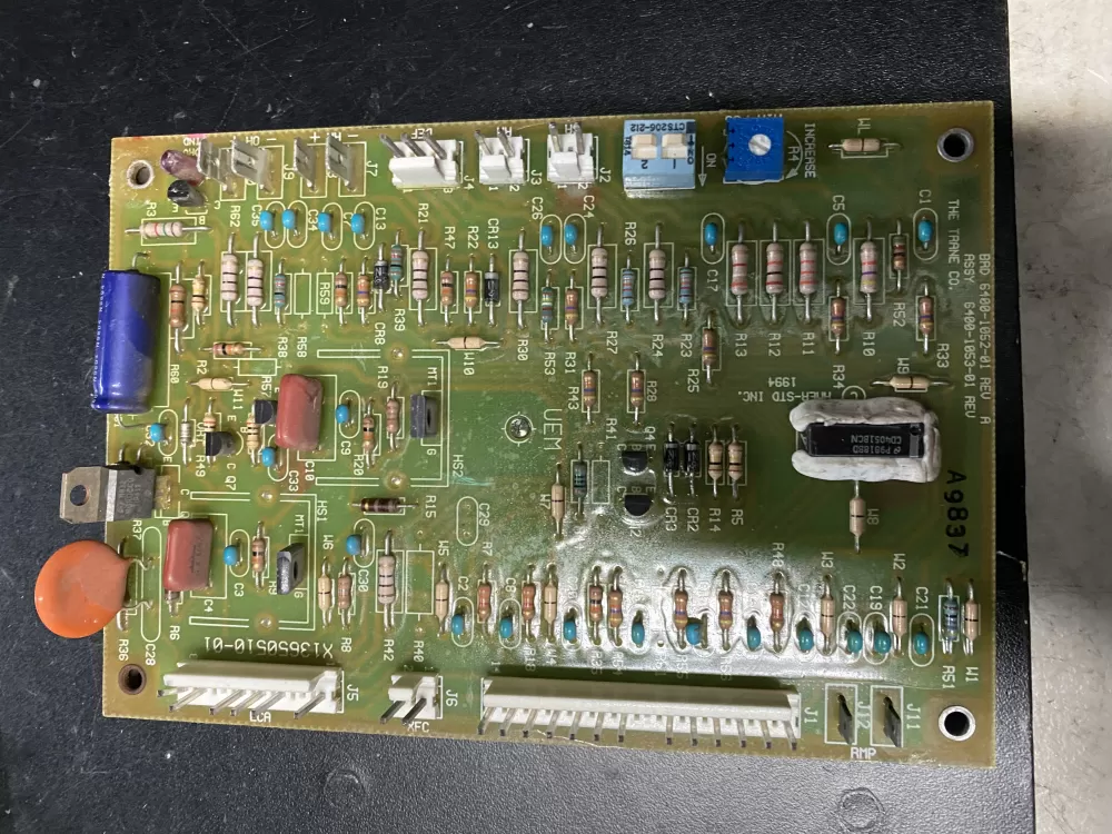 Trane X13650510-01 Furnace Board Control Circuit