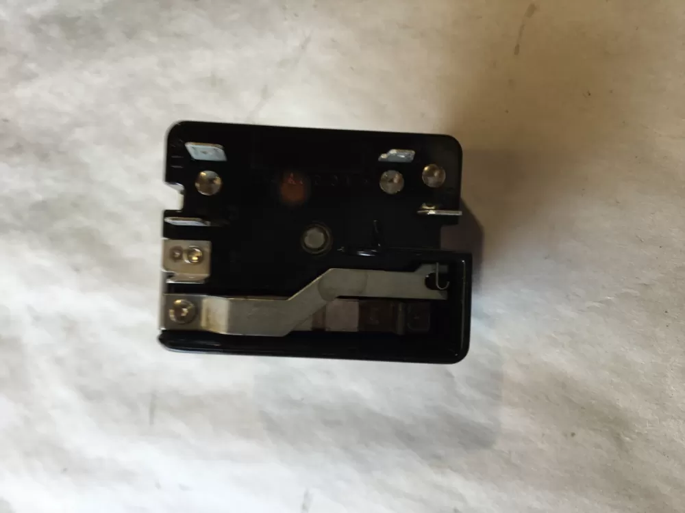 GE Range 164D1816P12 Infinite Burner Switch Control AZ155722 | SL124