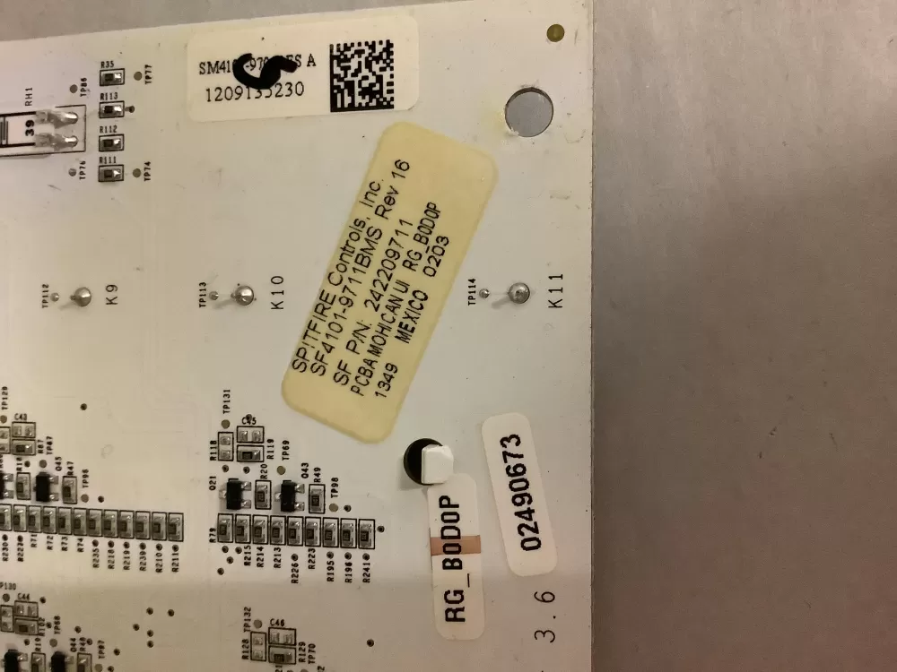 Frigidaire  Electrolux 242209711 Refrigerator Control Board