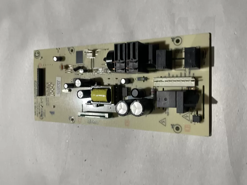 Frigidaire  5304533649  EMLAA9L-21-K  17170000034619  231020-2B  17170000025052  EMLAA9L-20-K Oven Control Board