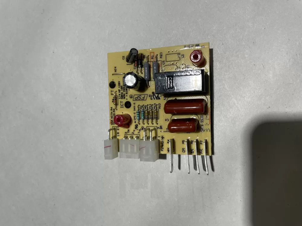 Kenmore  Whirlpool W10366605B Refrigerator Defrost Control Board